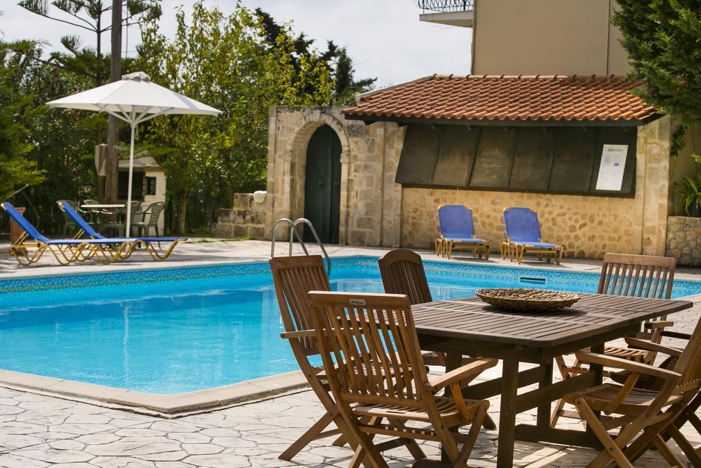 סבורונטה Irena Studios & Apartments מראה חיצוני תמונה